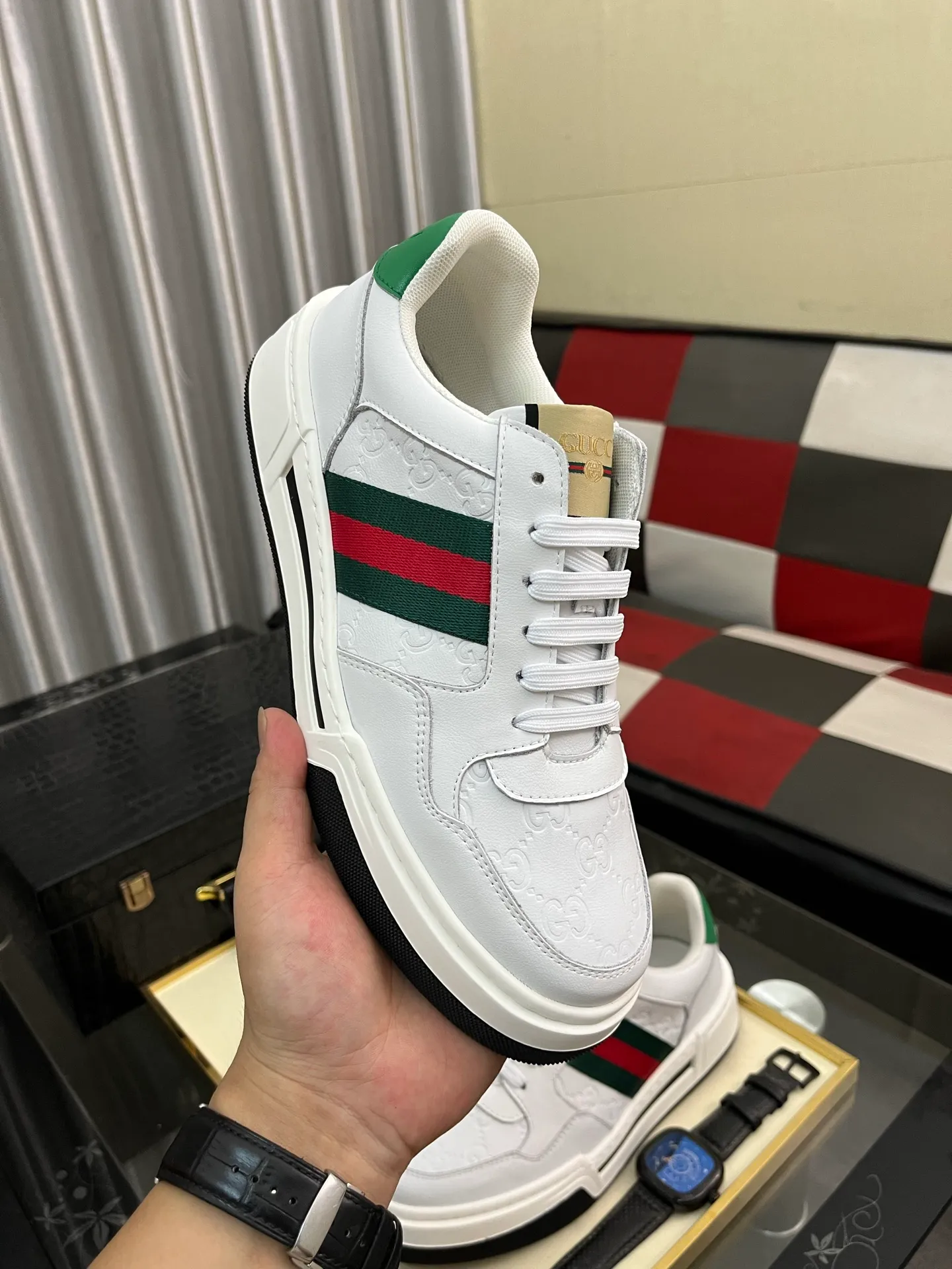 Men's Men's Shoes💰420⌚️⌚️【GUCCI】Gucci men's latest white shoe series casual shoes! The official website is built 1:1. Upper: Made of imported cowhide, with electric embroidery ➕Inner lining: Made of high-quality first-layer pigskin, soft and comfortable. Picky material selection and exquisite workmanship give you the best enjoyment. Size: 38-443️⃣Colors available
